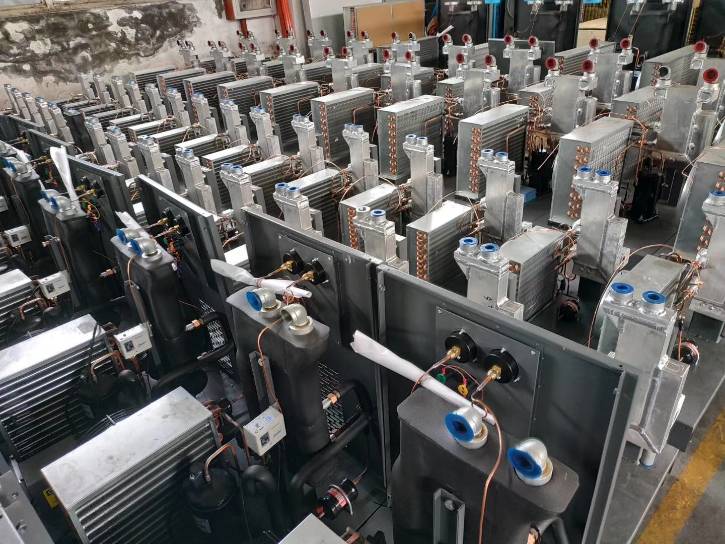 冷凍式如何提升冷干機(jī)的性價比,上海冷干機(jī)廠家告訴大家